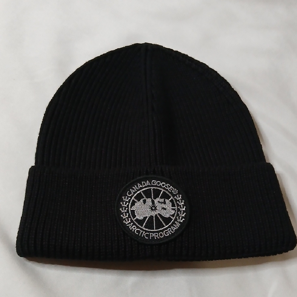 Canada Goose Arctic Program Black Knit Hat